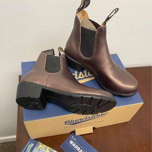 Blundstone 1963 Bronze Heeled Chelsea Boot Pull On Womens Size 7.5 US